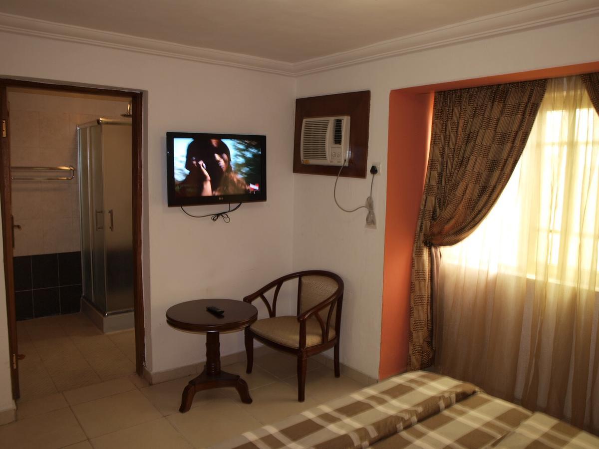 Apollo Hotel Lagos Exterior foto
